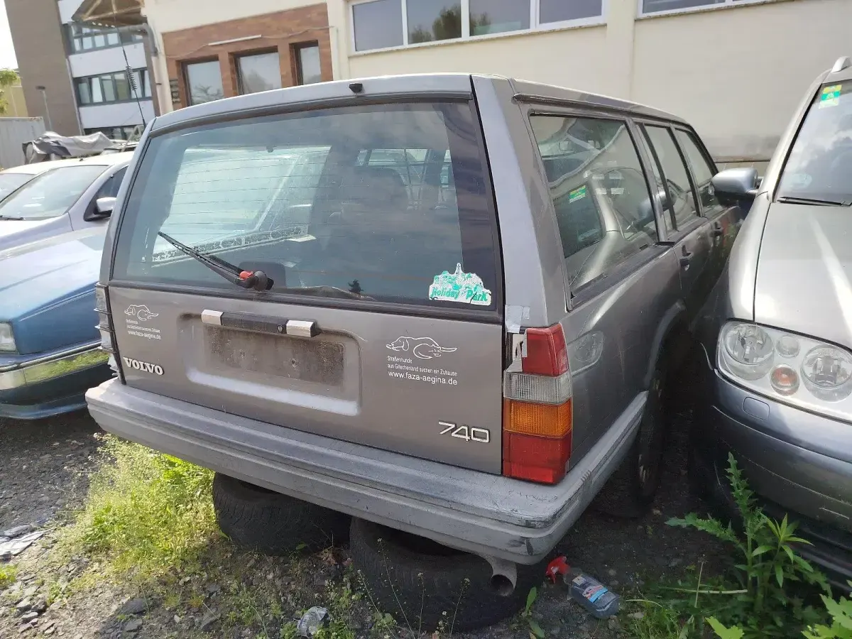 Usado Volvo 740 113 CV (83 kW) 1991 Gris Familiar