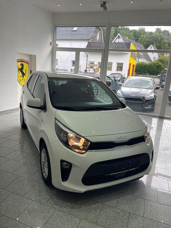 Weiß Gebraucht 2023 Kia Picanto Vision Kleinwagen | 12.790 € (Fairer Preis) - Bild 1/4