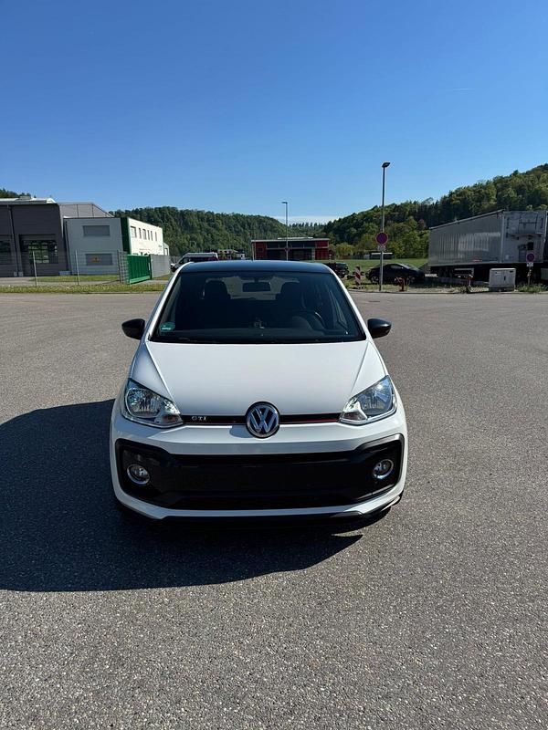Gebraucht VW up! GTI 140 PS (102 kW) 2019 Weiß Kleinwagen