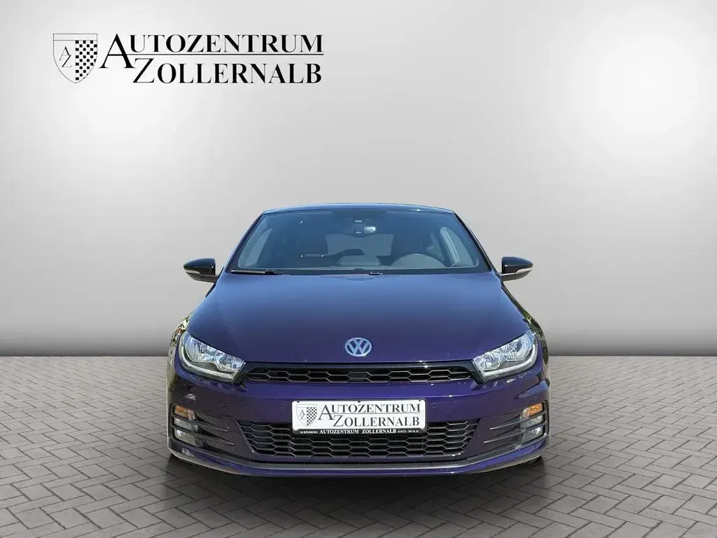 Gebraucht VW Scirocco Allstar 125 PS (91 kW) 2016 Ultraviolet metallic Coupé