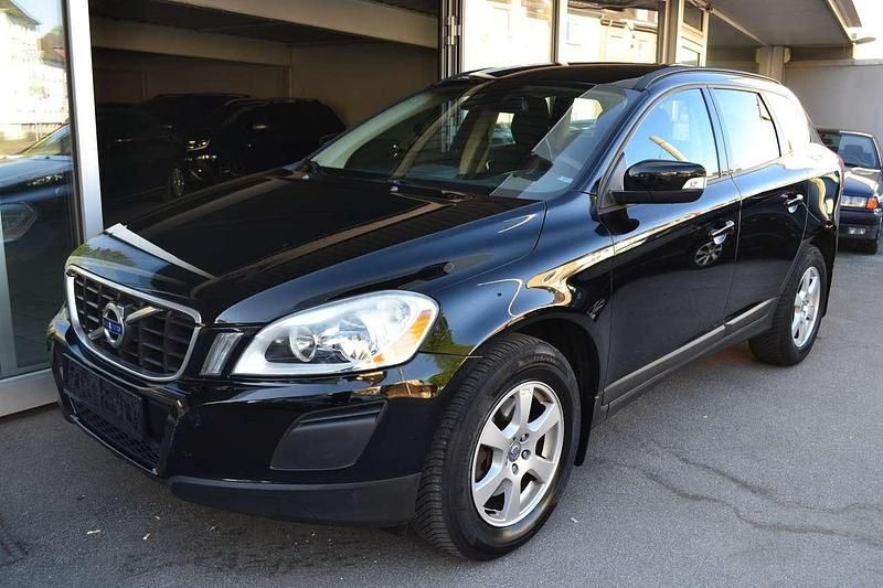 Black solid (stone) / solid Gebraucht 2009 Volvo XC60 SUV | 6.950 € (Guter Preis) - Bild 1/4
