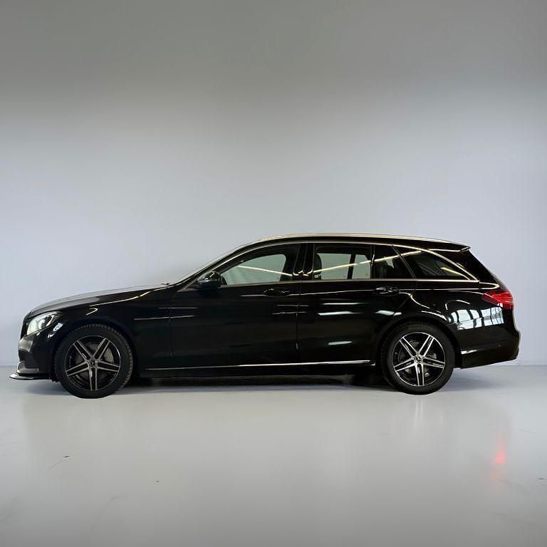 Gebraucht Mercedes C250 204 PS (150 kW) 2016 Schwarz Kombi