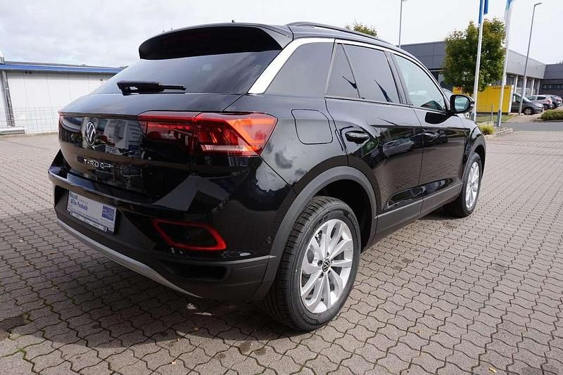 Gebraucht VW T-Roc Life 116 PS (85 kW) 2025 Schwarz SUV