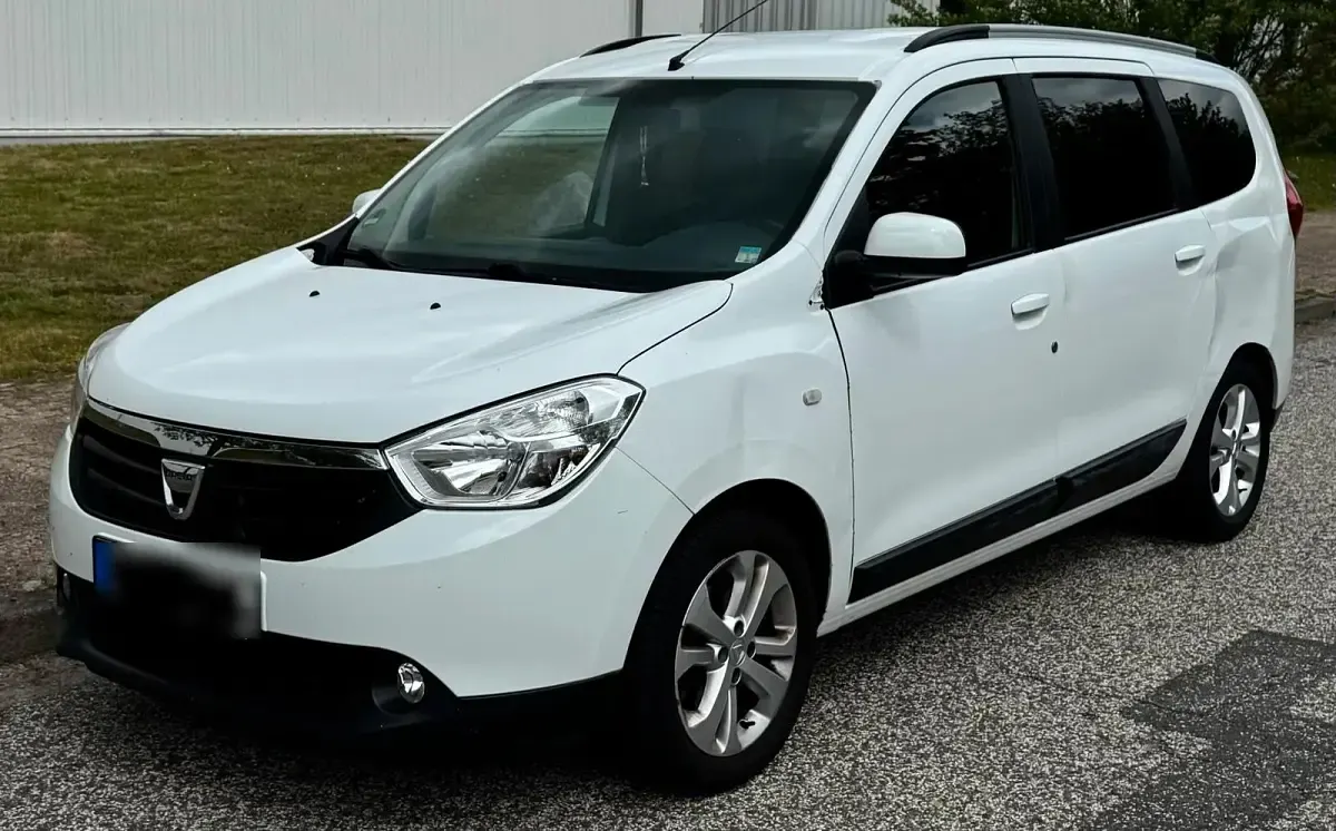 Gebraucht Dacia Lodgy 107 PS (78 kW) 2014 Weiß Van / Kleinbus