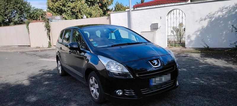 Gebraucht Peugeot 5008 2011 Schwarz Van / Kleinbus