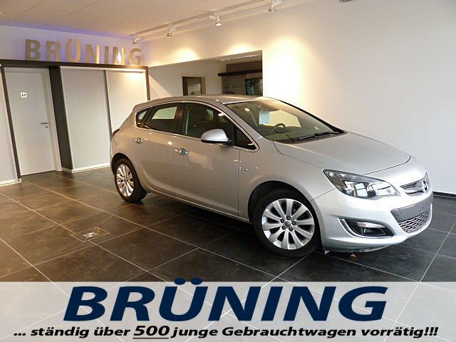 Gebraucht Opel Astra Excellence 140 PS (102 kW) 2013 Silber metallic Limousine
