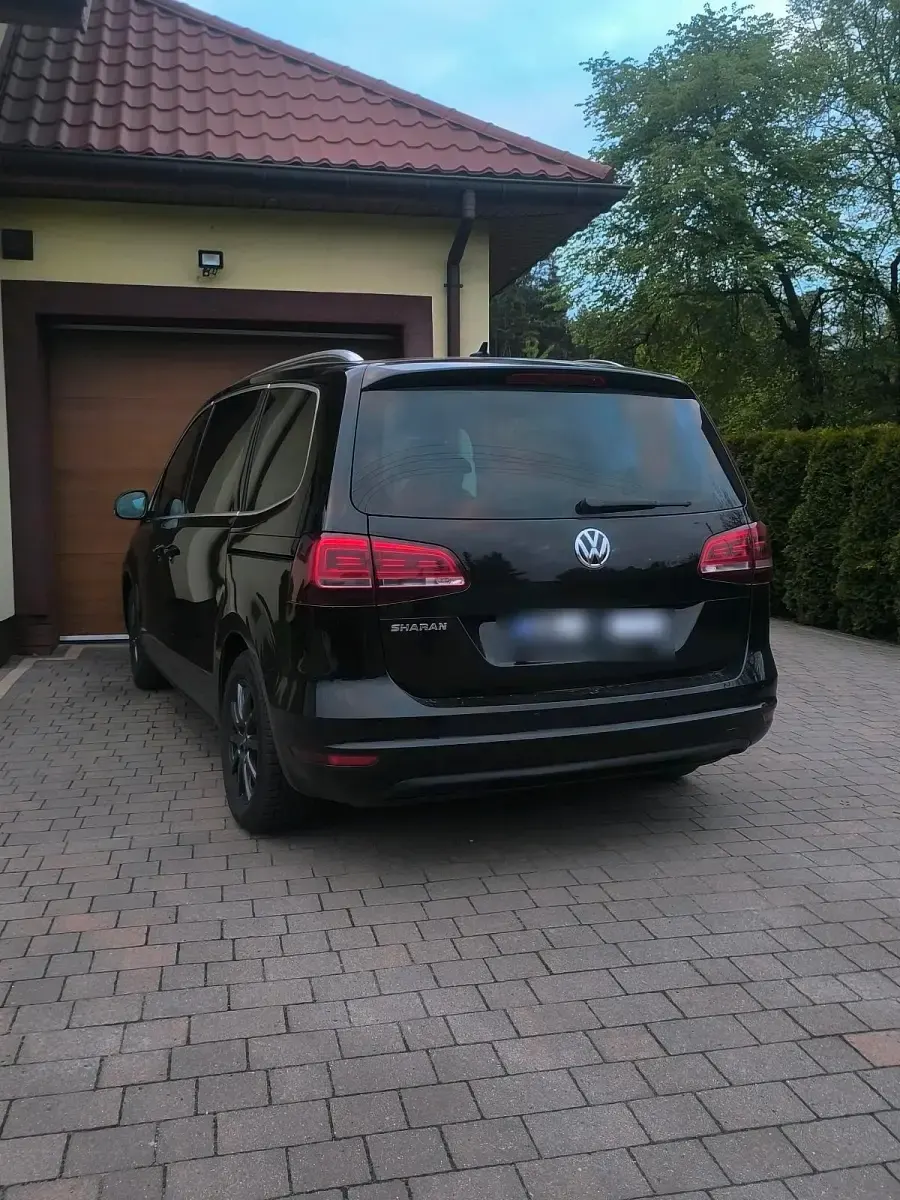 Gebraucht VW Sharan 150 PS (110 kW) 2016 Schwarz Van / Kleinbus