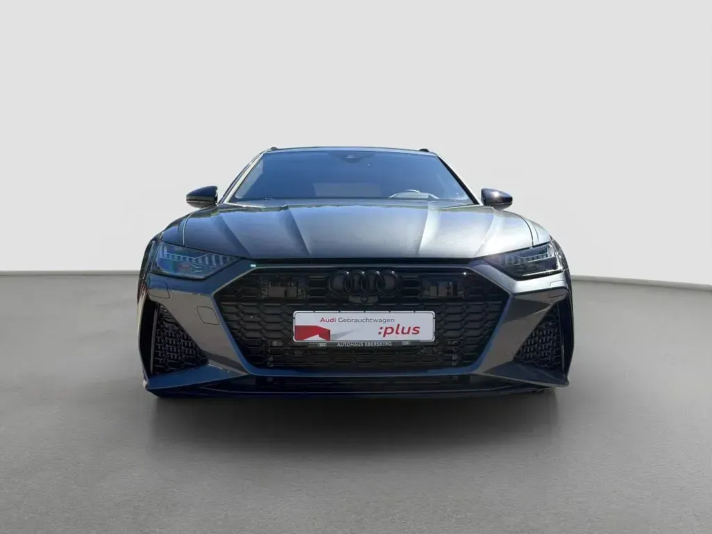 Używany Audi RS6 Ambiente 600 KM (441 kW) 2025 Szary Kombi