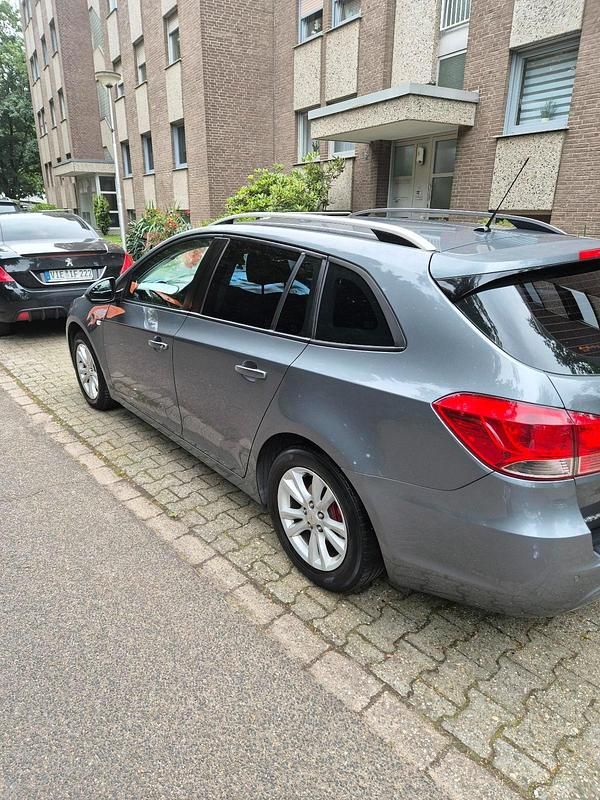 Gebraucht Chevrolet Cruze 101 PS (74 kW) 2012 Kombi