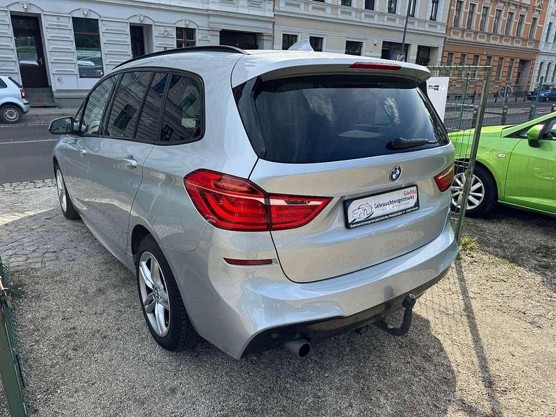 Gebraucht BMW 218 M Sport 150 PS (110 kW) 2016 Glaciersilber metallic Van / Kleinbus