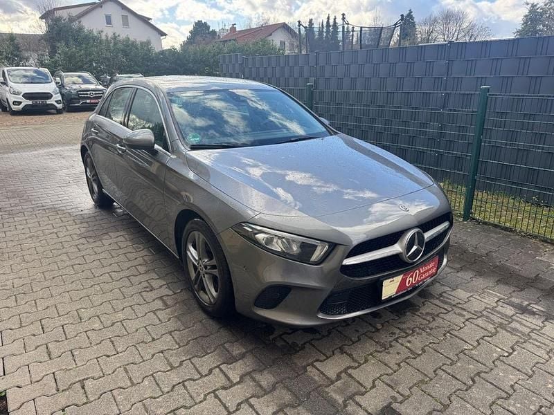 Gebraucht Mercedes A220 190 PS (139 kW) 2019 Grau Limousine