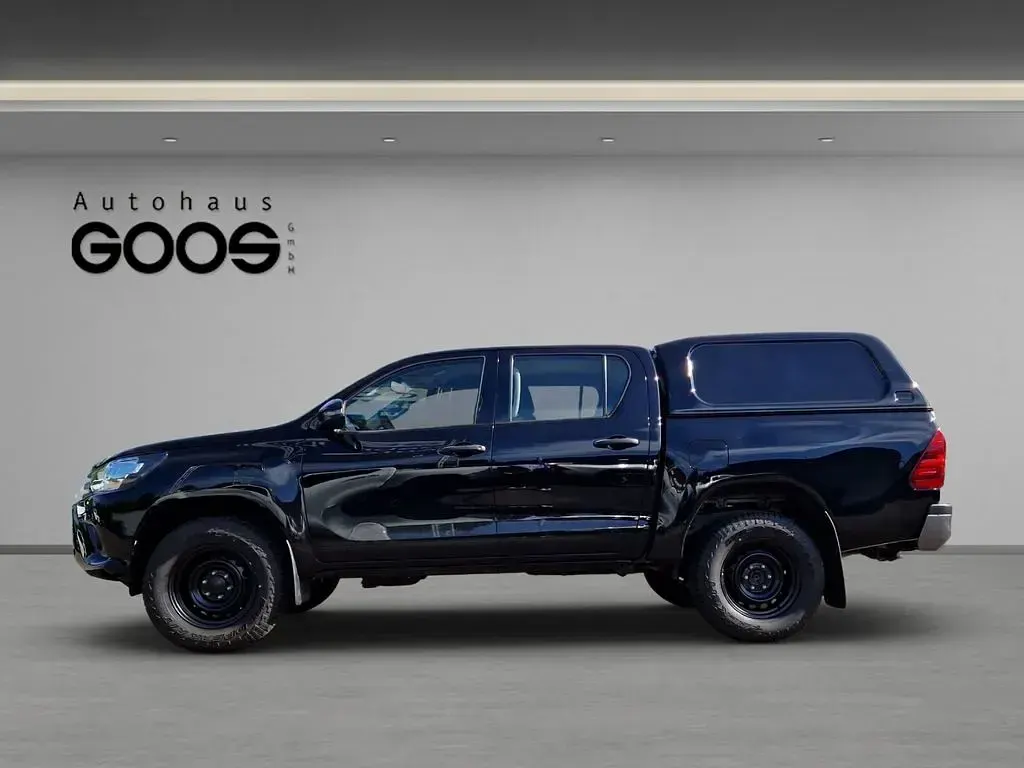 Gebraucht Toyota HiLux Style 150 PS (110 kW) 2020 Attitude black mc. Pickup
