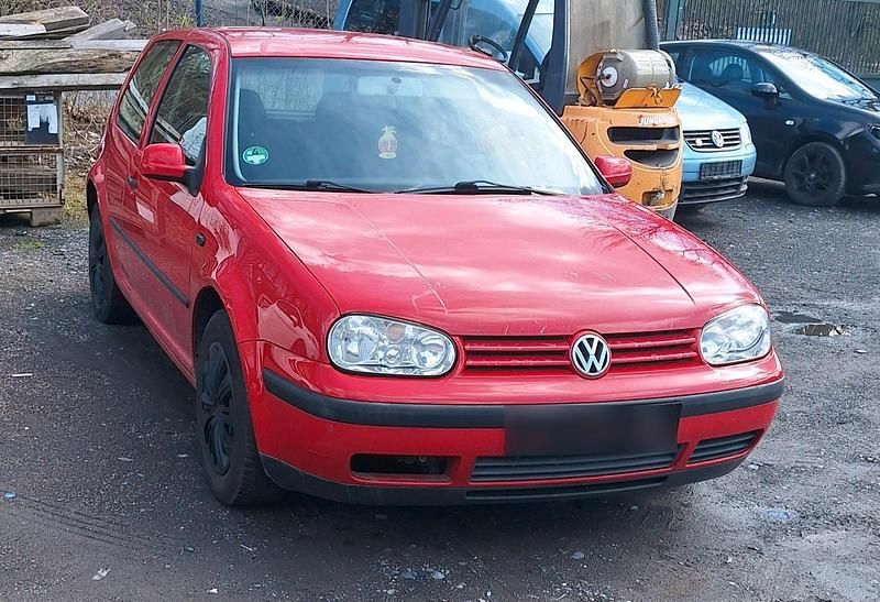 Gebraucht VW Golf IV 75 PS (55 kW) 2003 Rot Kleinwagen