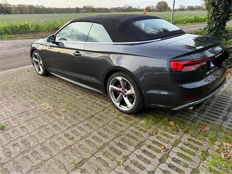Grau Gebraucht 2017 Audi S5 Cabriolet Cabrio | 29.999 € (Fairer Preis) - Bild 1/4