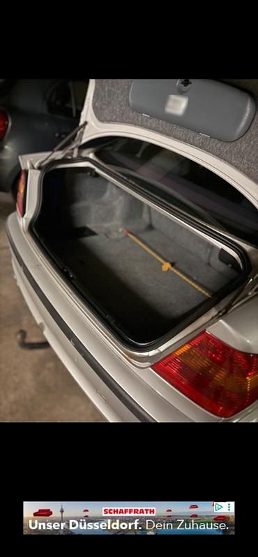 Gebraucht BMW 320 170 PS (125 kW) 2002 Grau Limousine