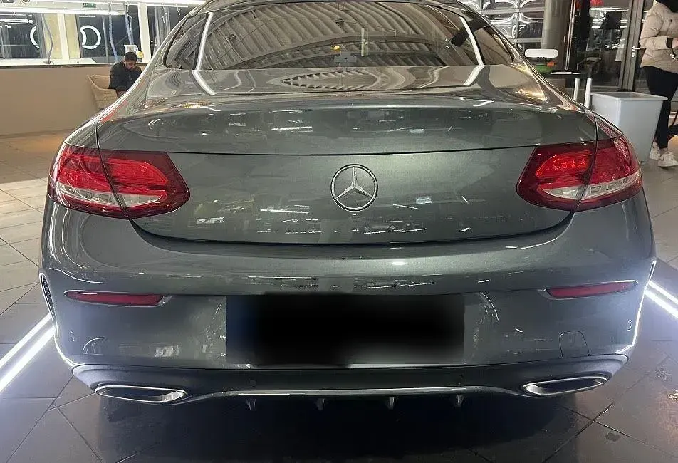 Gebraucht Mercedes C180 AMG Edition 1 156 PS (114 kW) 2016 Grau Coupé