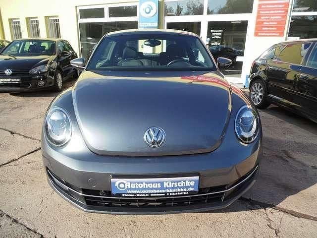 Gebraucht VW Beetle Design 160 PS (117 kW) 2013 Platinum grey metallic (metallic) Kleinwagen