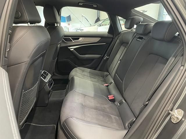 Gebraucht Audi A6 Sport 245 PS (180 kW) 2023 Daytonagrau perleffekt Limousine