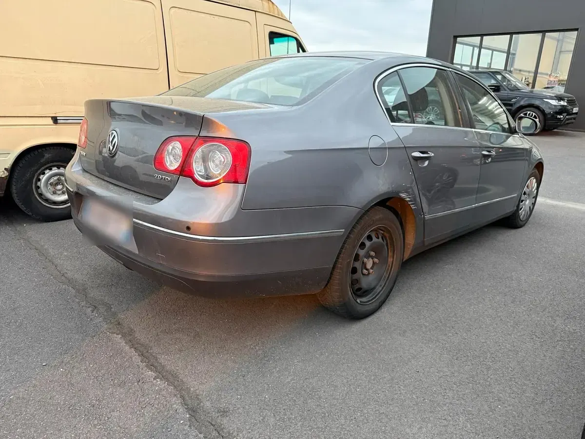 Second-hand VW Passat 140 CP (102 kW) 2006 Berlinǎ