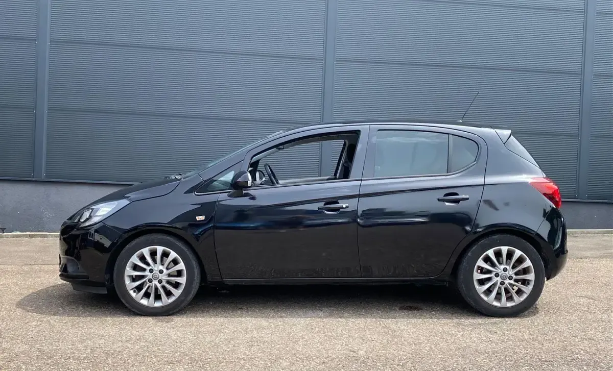 Gebraucht Opel Corsa Active 116 PS (85 kW) 2016 Schwarz Kleinwagen