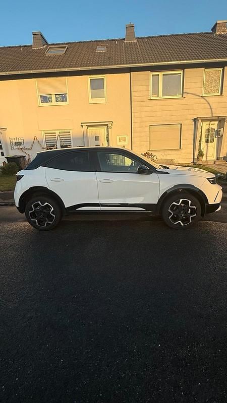 Gebraucht Opel Mokka 131 PS (96 kW) 2025 Weiß SUV