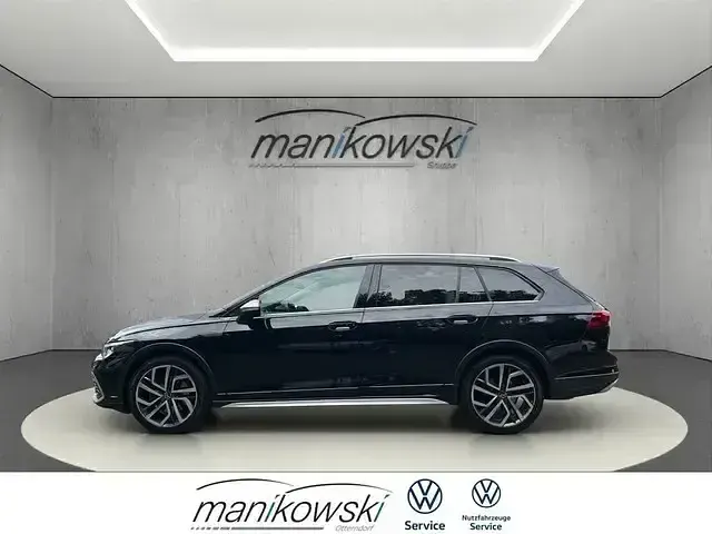 Gebraucht VW Golf Alltrack 200 PS (147 kW) 2023 Deep black perleffekt Kombi
