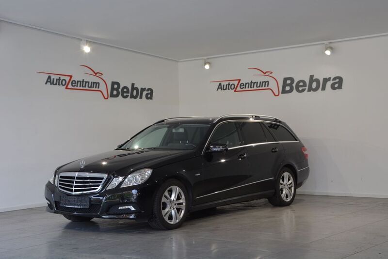 Gebraucht Mercedes E250 204 PS (150 kW) 2011 Schwarz Kombi