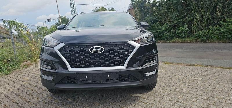 Schwarz Gebraucht 2019 Hyundai Tucson Trend SUV | 12.600 € (Guter Preis) - Bild 1/4