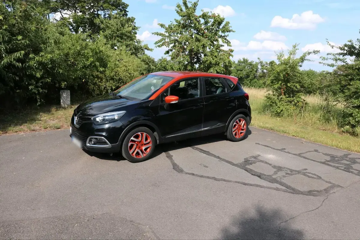 Gebraucht Renault Captur Dynamique 90 PS (66 kW) 2014 Schwarz SUV