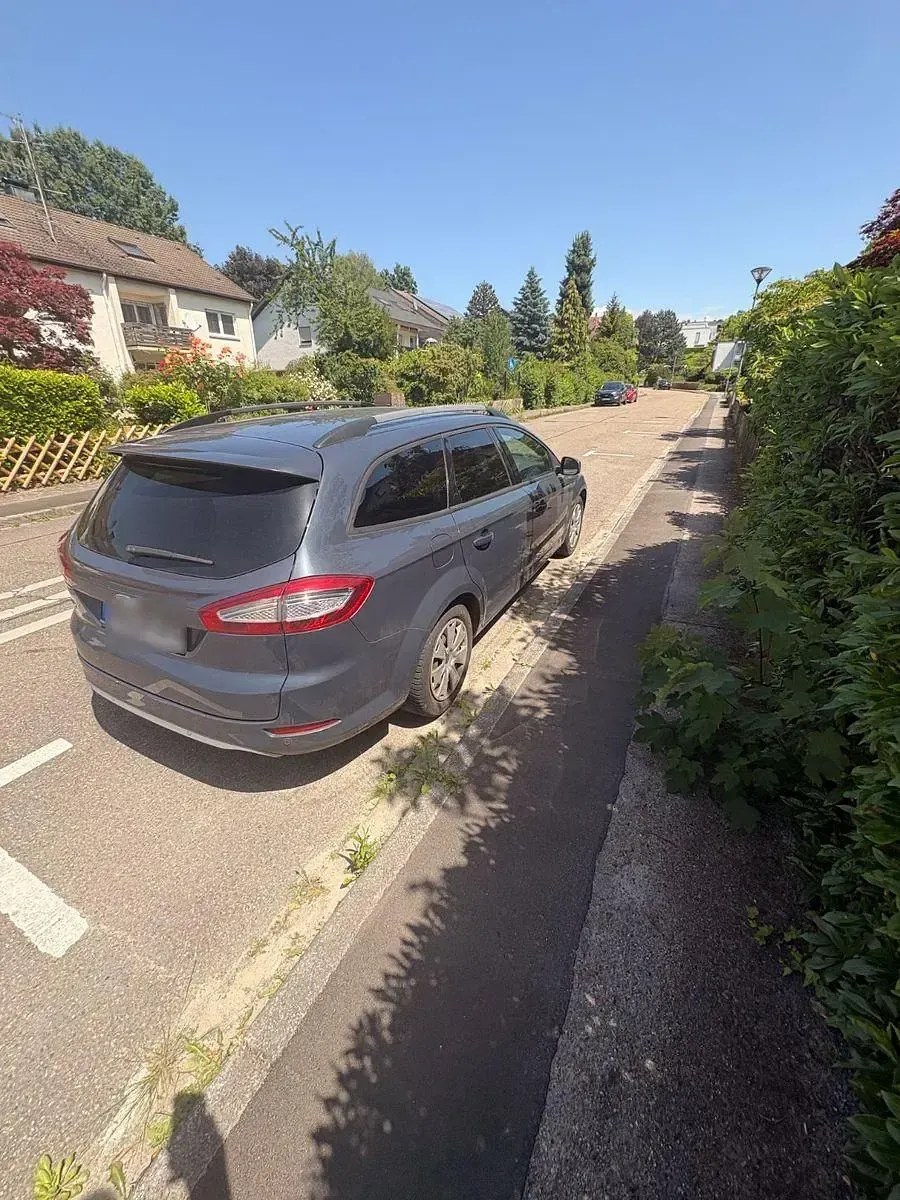 Gebraucht Ford Mondeo Trend 160 PS (117 kW) 2011 Grau Kombi