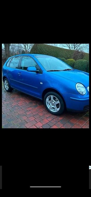 Blau Gebraucht 2004 VW Polo Kleinwagen | 350 € (Superpreis) - Bild 1/4
