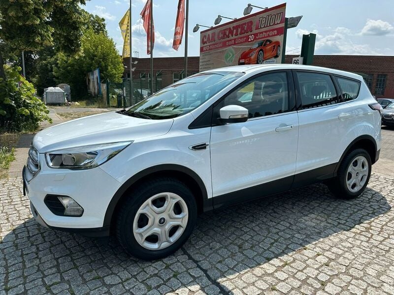 Frostweiß Gebraucht 2018 Ford Kuga SUV | 13.950 € (Guter Preis) - Bild 1/4