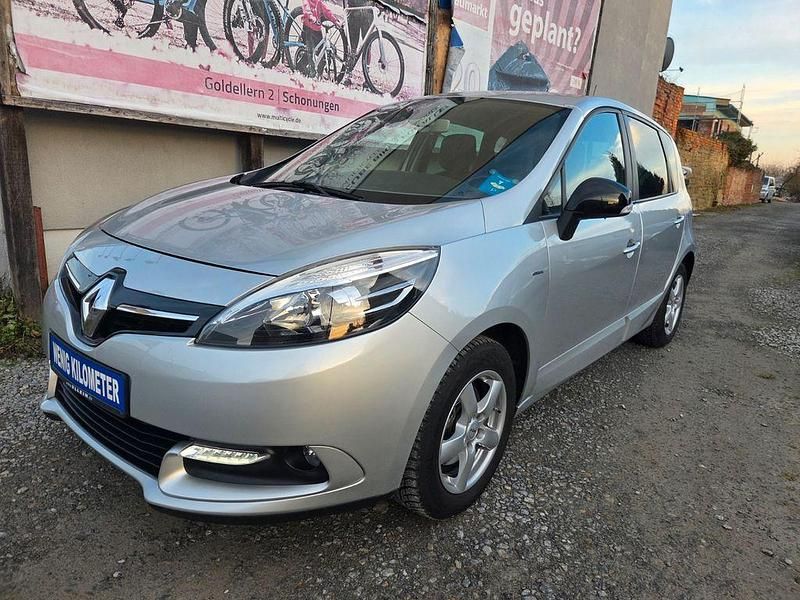Silber Gebraucht 2015 Renault Scénic LIMITED Van / Kleinbus | 10.990 € (Etwas zu teuer) - Bild 1/4
