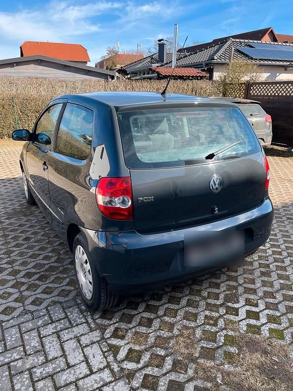 Gebraucht VW Fox Refresh 55 PS (40 kW) 2009 Grau Kleinwagen