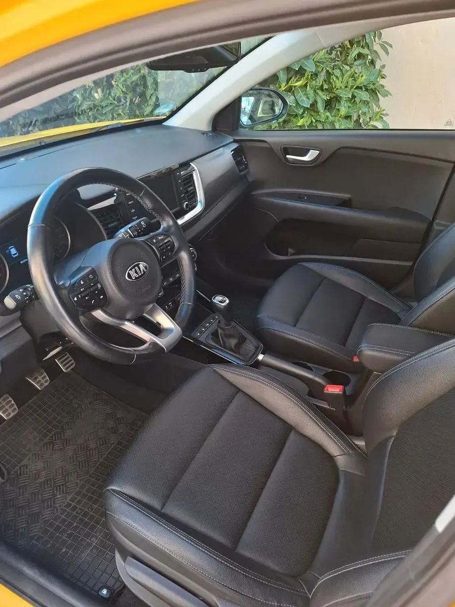Gebraucht Kia Stonic Platinum 120 PS (88 kW) 2019 Gelb SUV