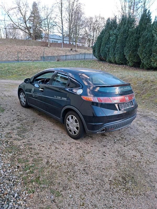Gebraucht Honda Civic 140 PS (102 kW) 2006 Schwarz Kleinwagen