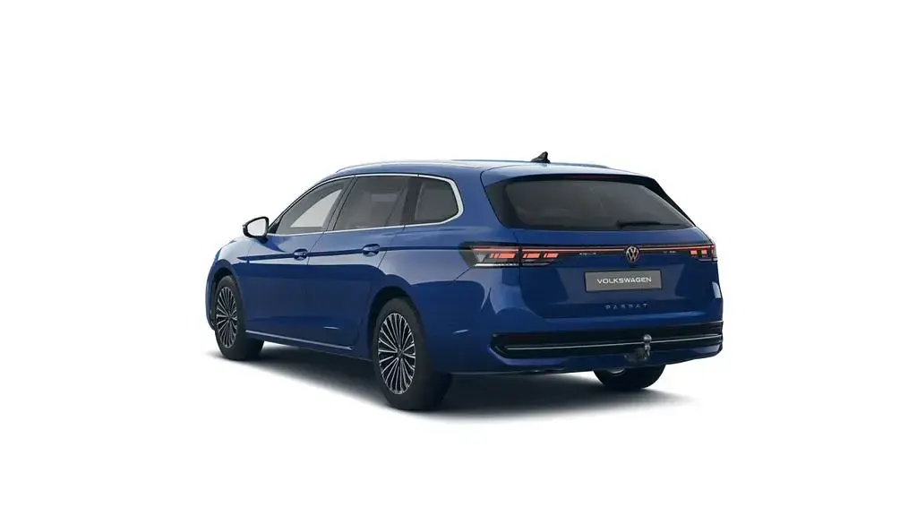 Gebraucht VW Passat Elegance 150 PS (110 kW) 2025 Reef blue metallic Kombi