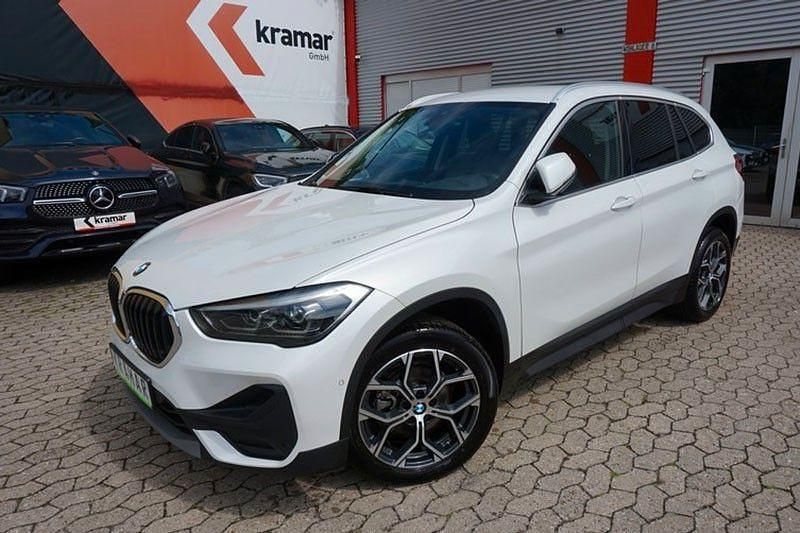 Weiß Gebraucht 2022 BMW X1 Advantage SUV | 20.490 € (Fairer Preis) - Bild 1/4