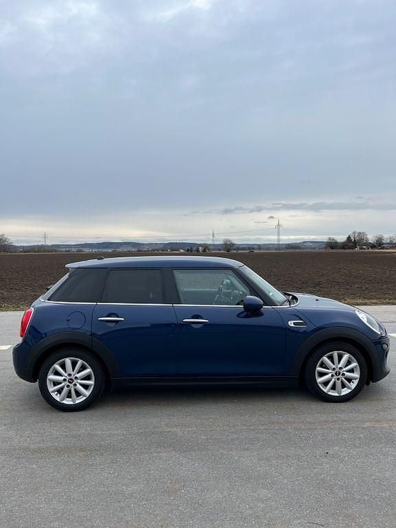 Gebraucht Mini ONE 102 PS (75 kW) 2017 Blau Kleinwagen