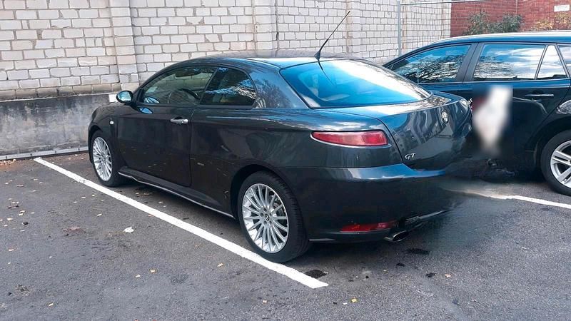 Gebraucht Alfa Romeo GT 150 PS (110 kW) 2005 Grau Coupé