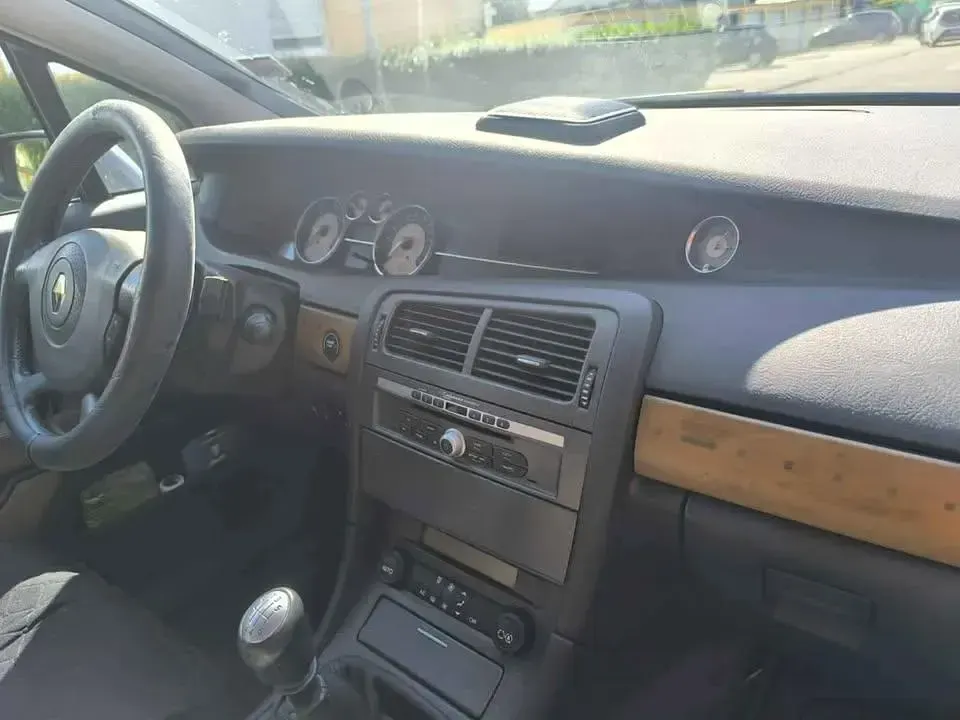 Gebraucht Renault Vel Satis Initiale 150 PS (110 kW) 2007 Braun Kleinwagen