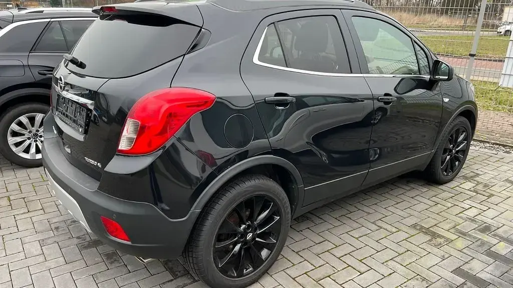 Gebraucht Opel Mokka Innovation 140 PS (102 kW) 2015 Andere farbe metallic SUV