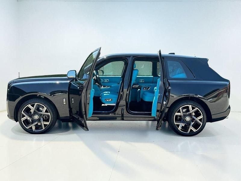 Neu Rolls Royce Cullinan 600 PS (441 kW) 2026 Black diamond SUV