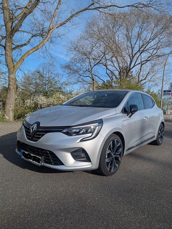 Silber Gebraucht 2022 Renault Clio V Techno Kleinwagen | 17.990 € (Guter Preis) - Bild 1/4