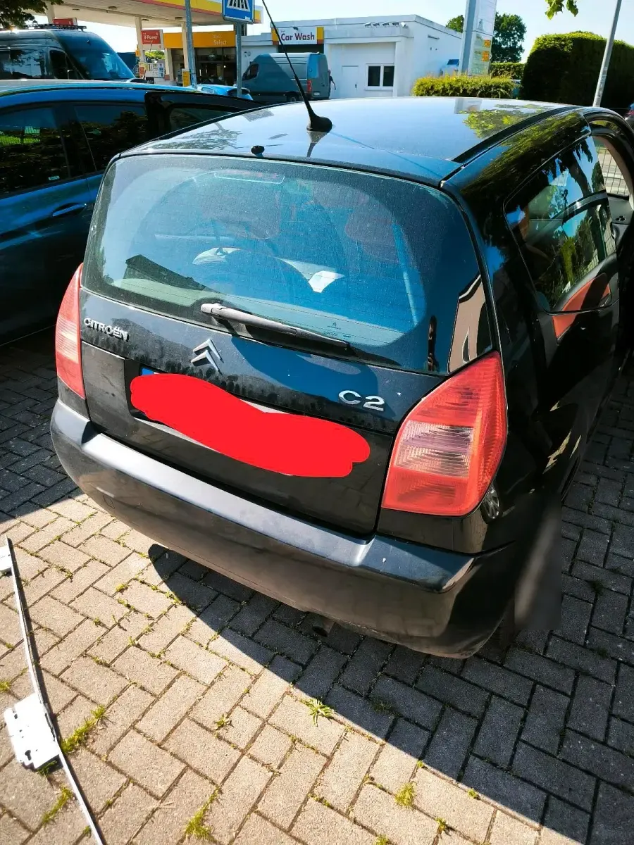 Gebraucht Citroën C2 75 PS (55 kW) 2004 Schwarz Kleinwagen
