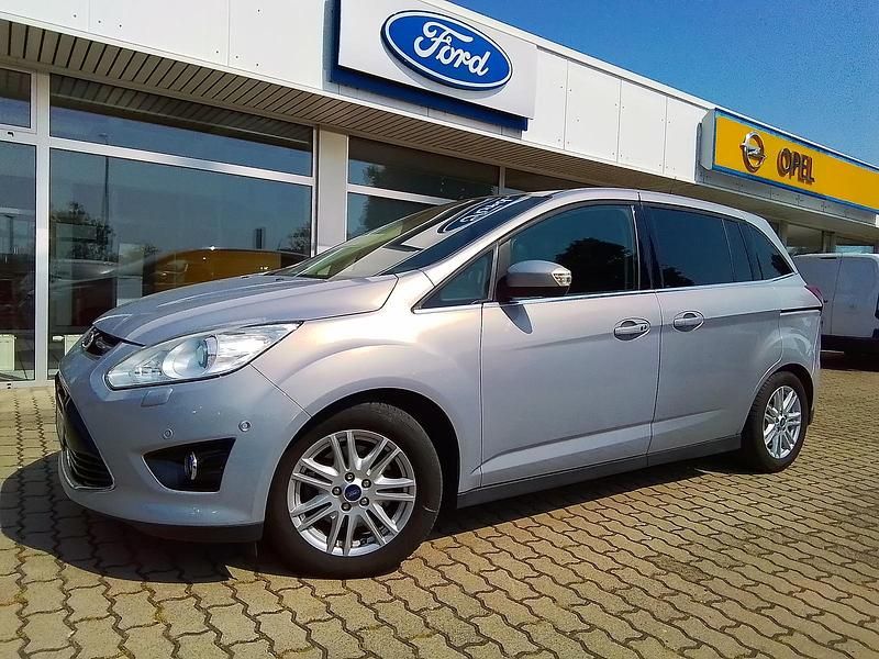 Gebraucht Ford Grand C-Max Titanium 140 PS (102 kW) 2013 Micastonesilber metallic Van / Kleinbus