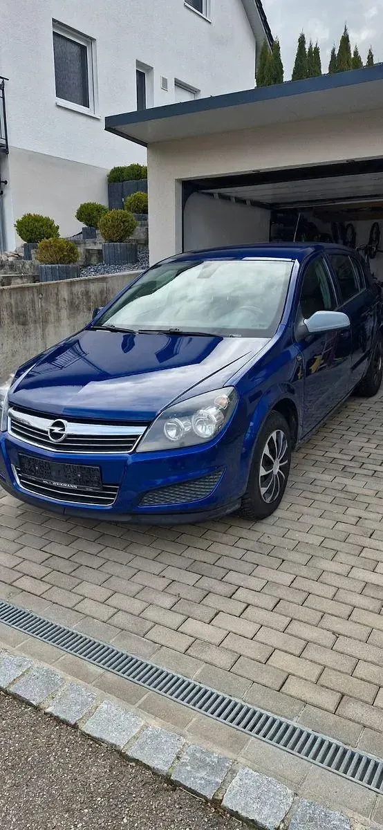 Occasion Opel Astra 90 ch (66 kW) 2004 Bleue Berline