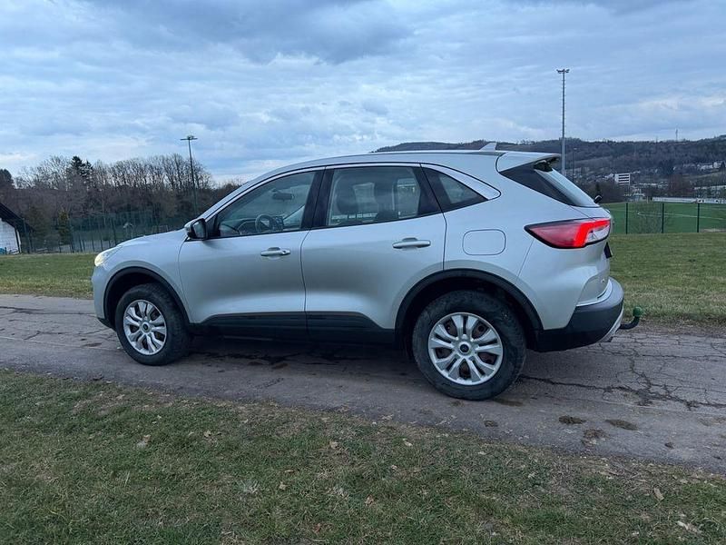 Gebraucht Ford Kuga Cool & Connect 190 PS (139 kW) 2020 Silber SUV