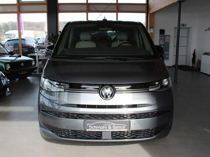 Usado VW Multivan Edition 150 HP (110 kW) 2024 Cinzento Monovolume