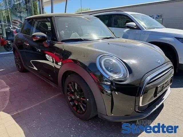 Gebraucht Mini ONE Classic 102 PS (75 kW) 2022 Schwarz Kleinwagen